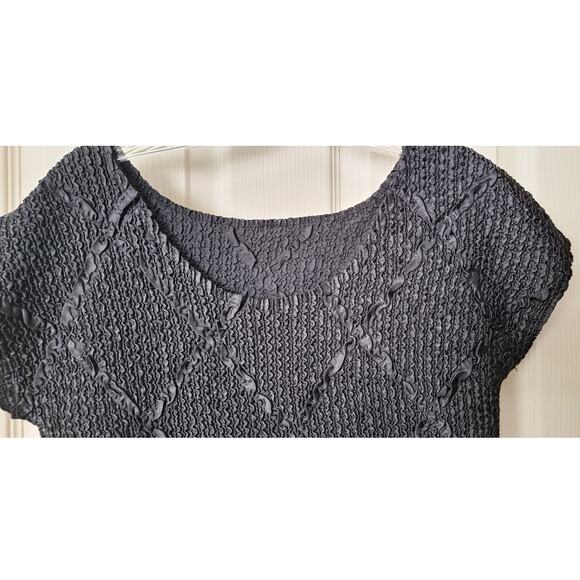 Elastic Crepe Textured short sleeves Black Top Rhombus Argyle M Goth Whimsygoth - Picture 2 of 6